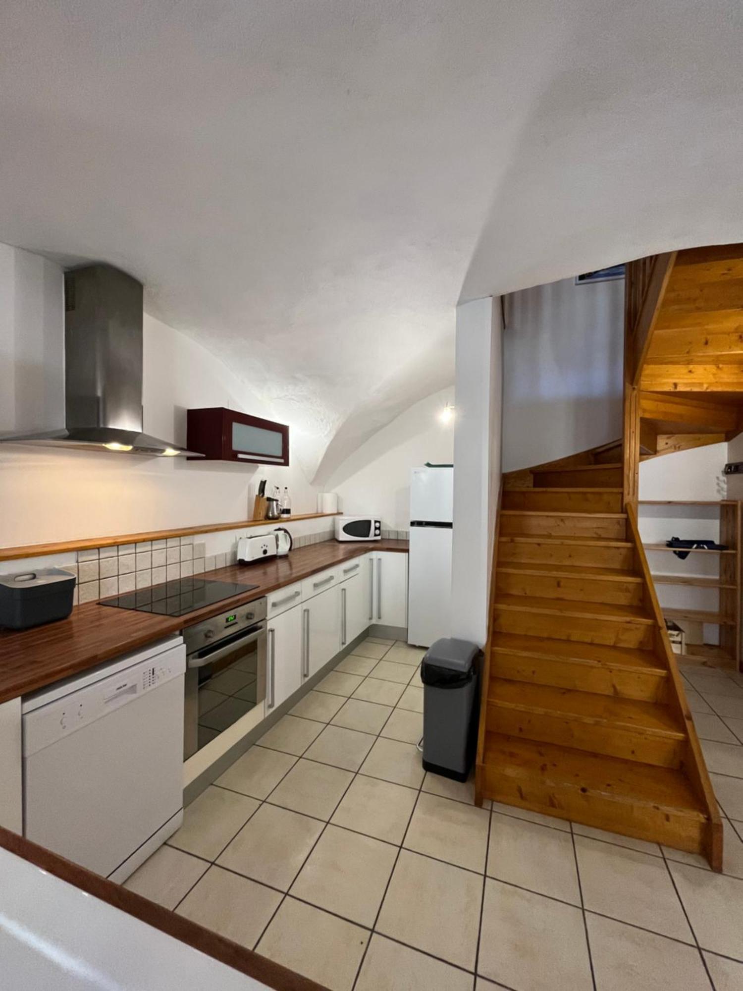 Le Bourg-dʼOisans The Stable House Bourg D'Oisans -Bike/Hike/Ski מראה חיצוני תמונה
