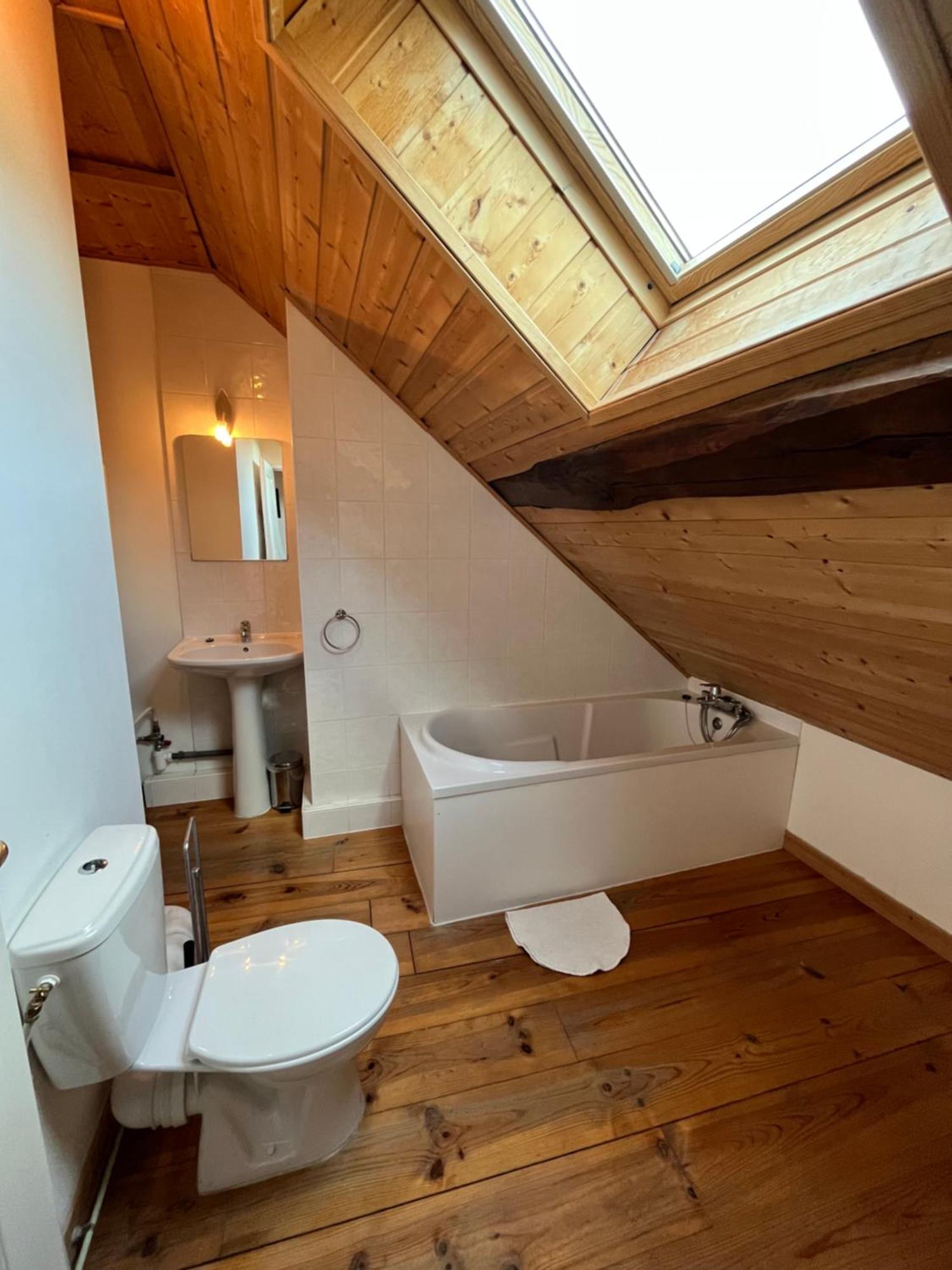 Le Bourg-dʼOisans The Stable House Bourg D'Oisans -Bike/Hike/Ski מראה חיצוני תמונה
